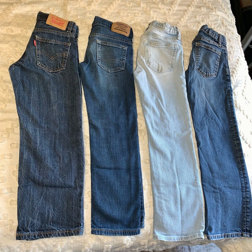 Boys jeans size 7 💙